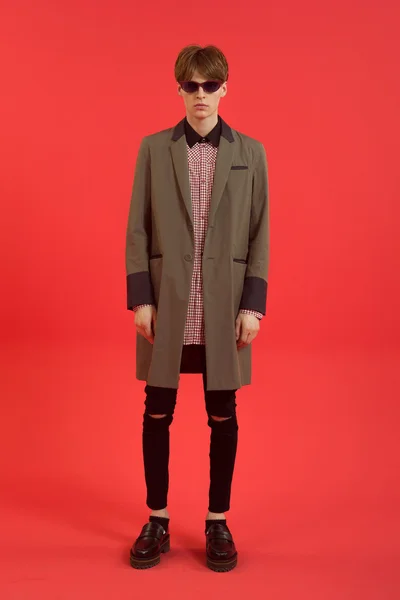 Look 18